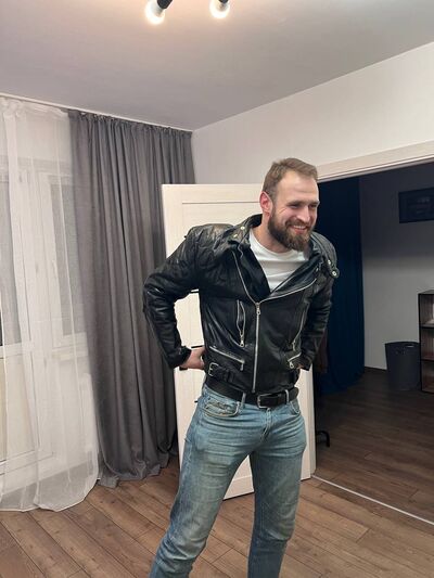  ,   , 28 ,   ,   