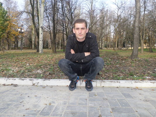  ,   Paata, 41 ,   
