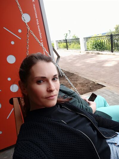  ,   Marina, 37 ,  