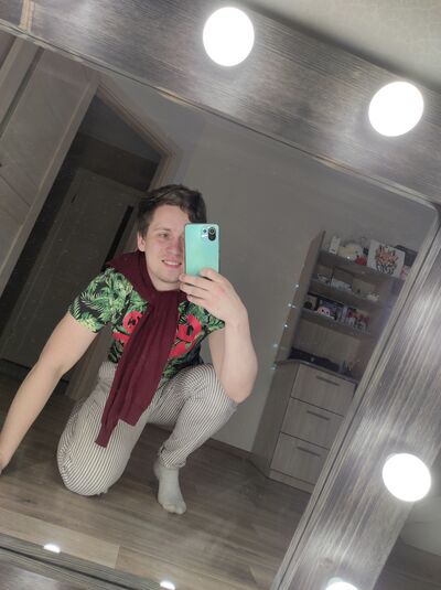  ,   Denis, 28 ,   ,   , c , 