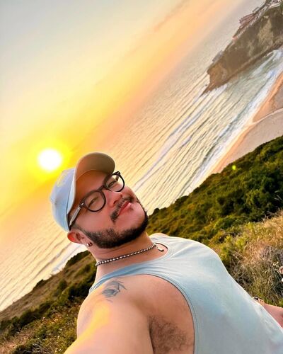 -,   Artem, 37 ,     , c 