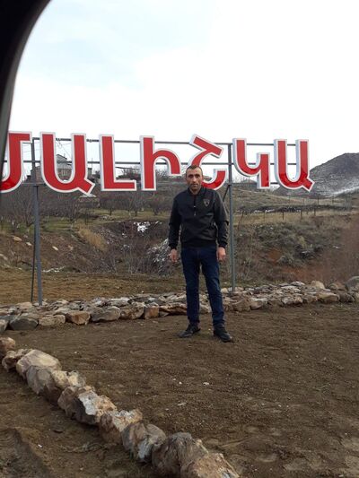  ,   Samvel, 44 ,   ,   