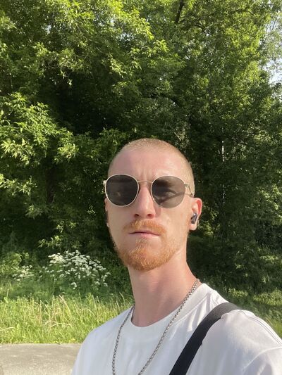  ,   Arkadii, 29 ,   ,   