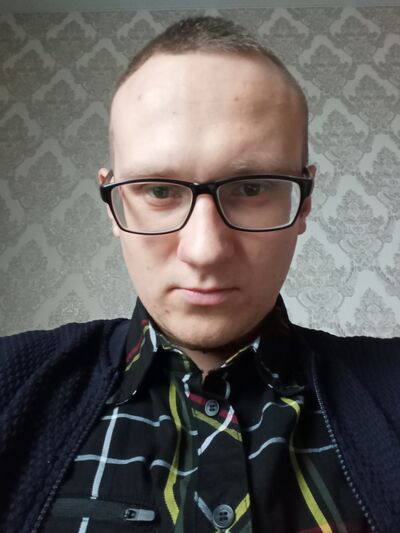  ,   Denis, 32 ,   ,   