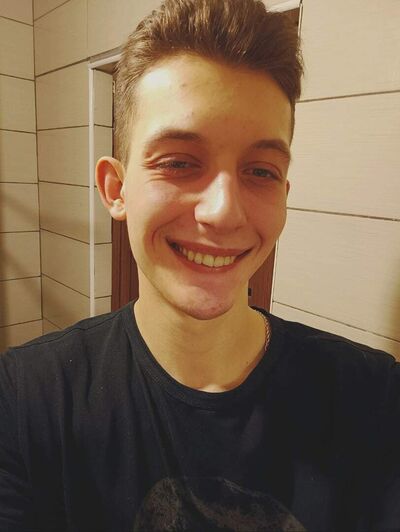  ,   Leonid, 24 ,   ,   