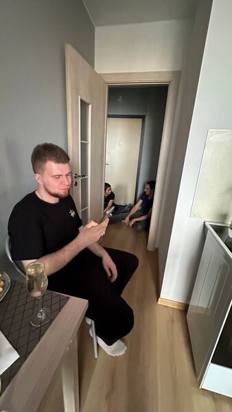  -,   , 27 ,   ,   