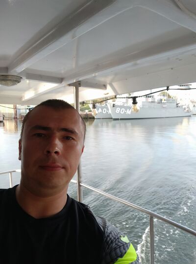  ,   Arturs, 36 ,   ,   , c , 