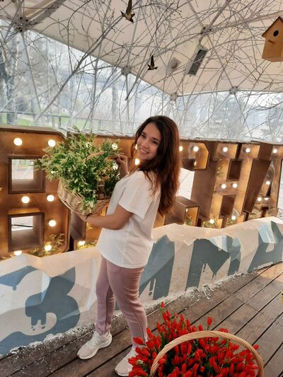  ,   Ksenia, 25 ,     , c 