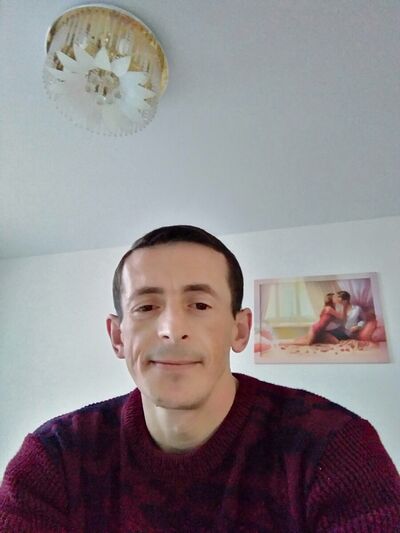  ,   Serghei, 42 ,   ,   , c , 