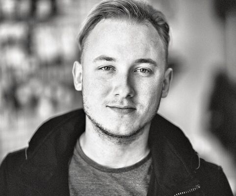  ,   Alexey, 32 ,   ,   