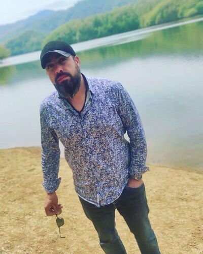  ,   Emin, 40 ,   ,   