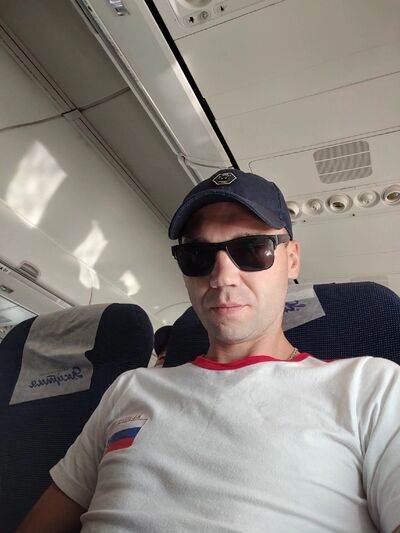  ,   Alexei, 37 ,   ,   , c 