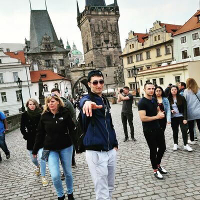  Praha,   Sherxan, 35 ,   ,   , c 