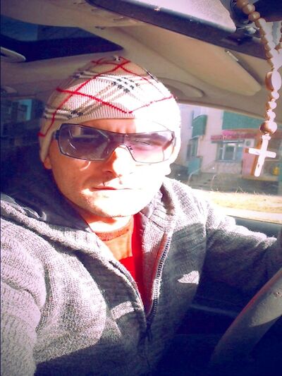  ,   ANDREA, 42 ,   