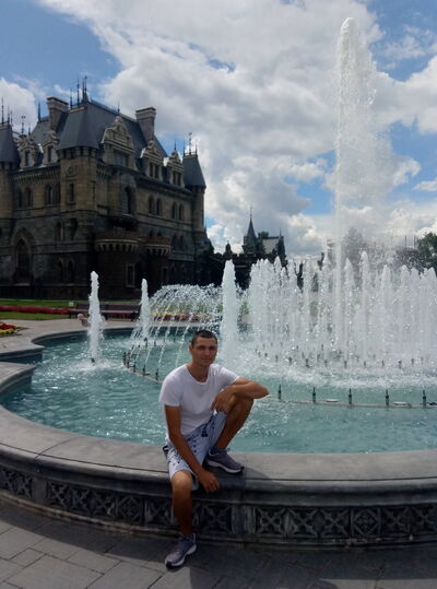  ,   Antony, 33 ,   ,   