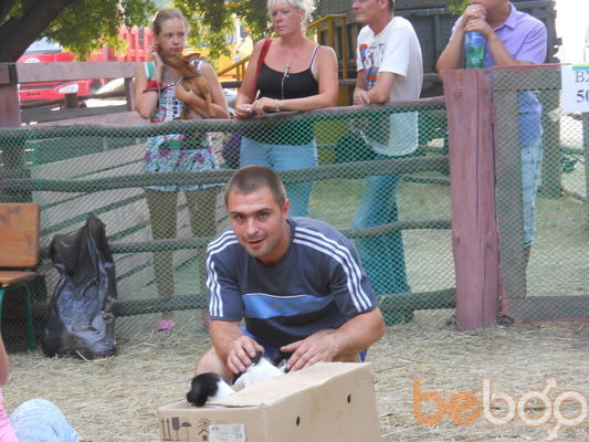 ,   Vlad, 39 ,   