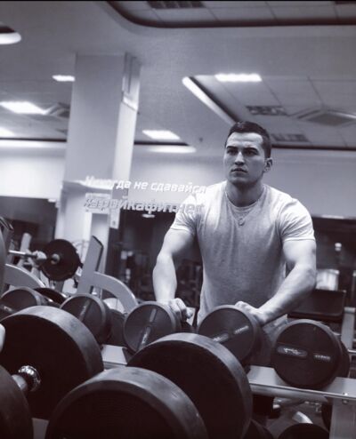  ,   Mustafo, 28 ,   ,   