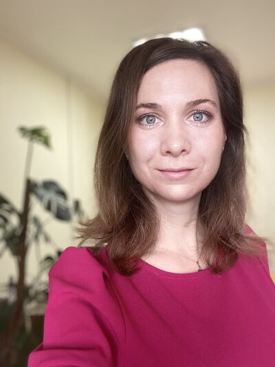  deleted,   Lena, 40 ,   ,   