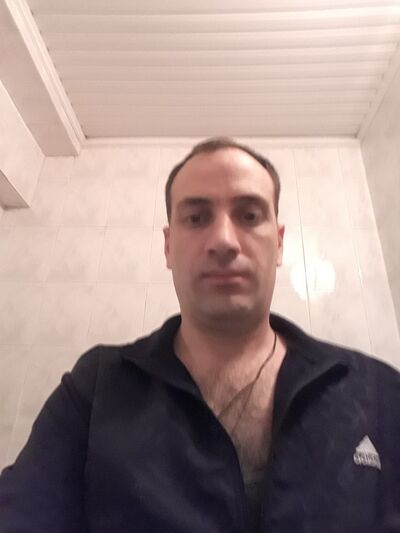  ,   Giorgi, 42 ,   ,   , c 