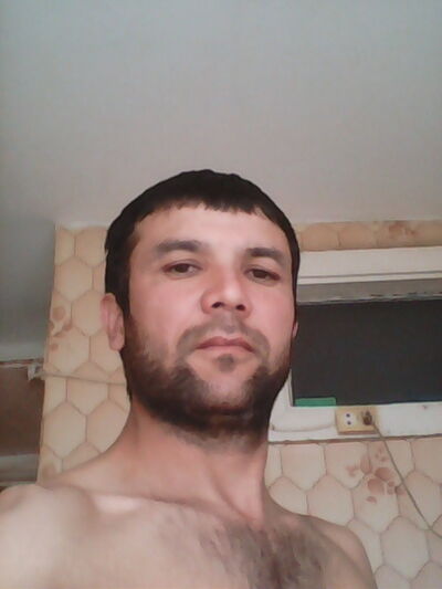  ,   Dima, 44 ,   