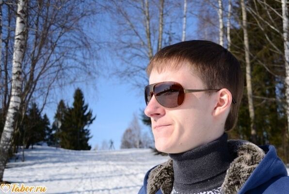  --,   Alex Ivanov, 40 ,  