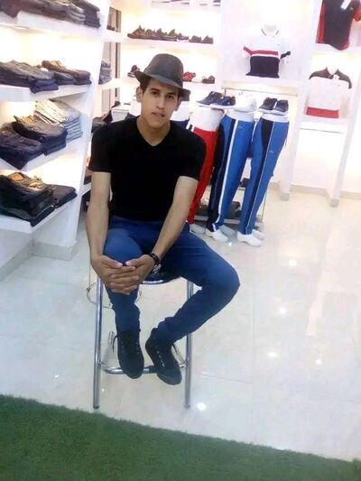  Algiers,   Ayoub, 20 ,   ,   , 