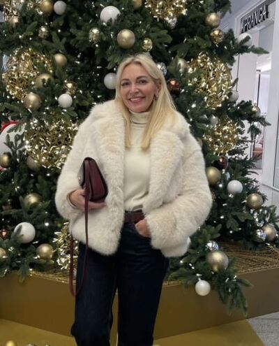  Bodrum,   Ksenia, 44 ,   c 
