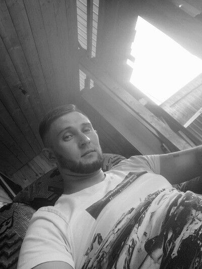  ,   Ilya, 32 ,   ,   , c 