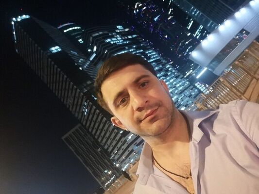  ,   Arman, 36 ,   ,   , c 