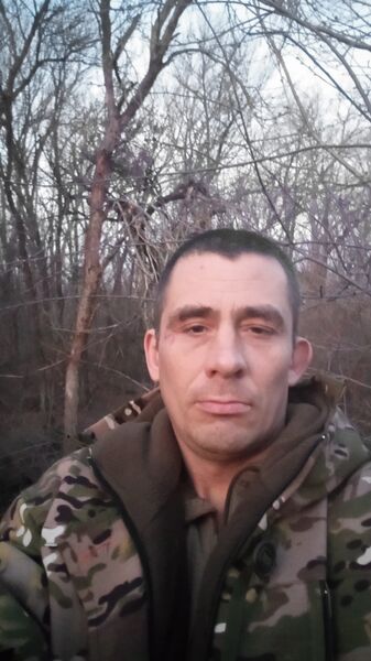  ,   Sergei, 39 ,   c 
