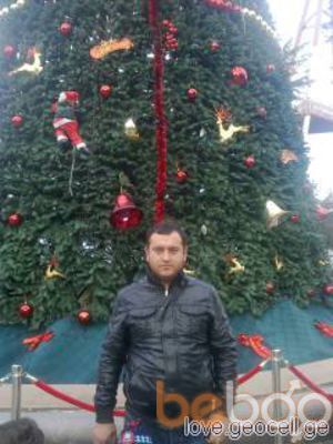  ,   Nika, 39 ,   