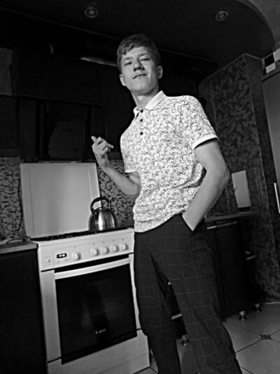  ,   Alexei, 25 ,   ,   