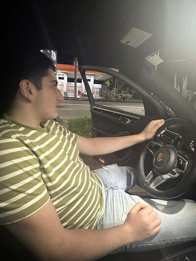  ,   Sandro, 19 ,   ,   