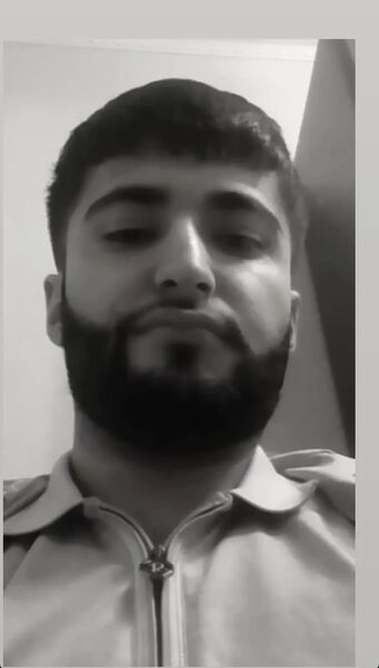  ,   Axel, 26 ,     