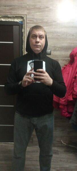  ,   Ilya, 33 ,   ,   