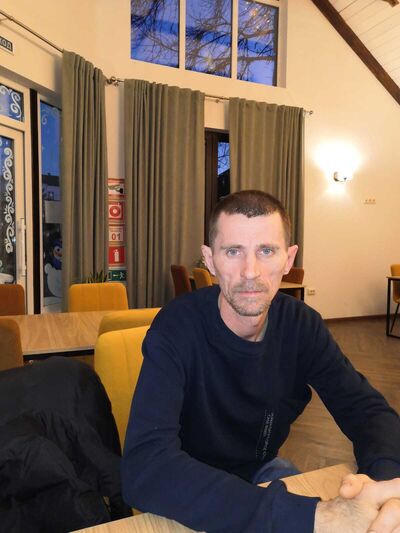  --,   , 49 ,   