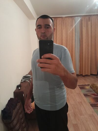  ,   Ramzbek, 37 ,   ,   