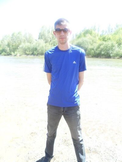  ,   Denis, 38 ,   