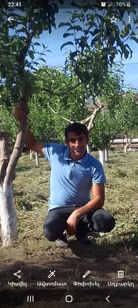  ,   Armen, 35 ,   ,   