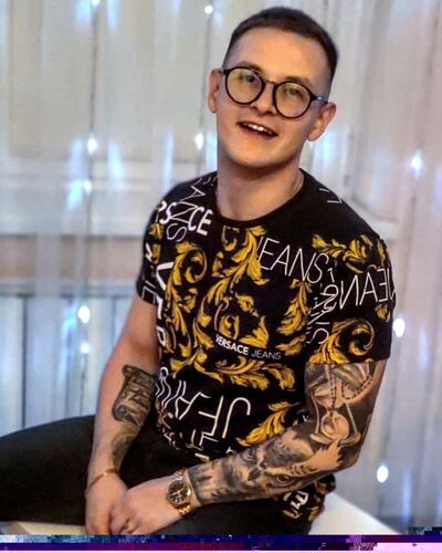  ,   , 32 ,   ,   , c 