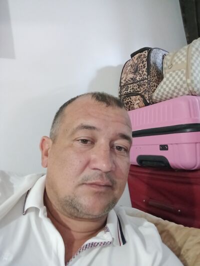  ,   Sergey, 42 ,   ,   