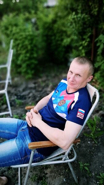  ,   Yury, 41 ,   ,   , c 