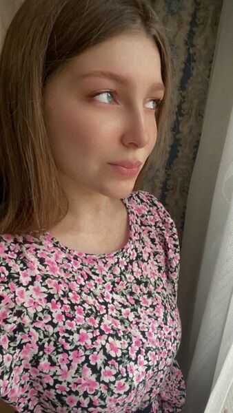  ,   Rebeca, 21 ,   ,   