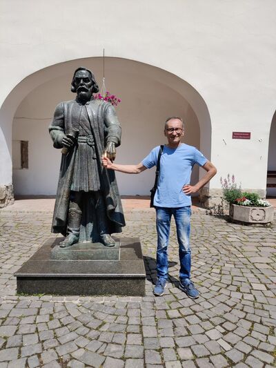  ,   Oleg, 56 ,   ,   , c , 