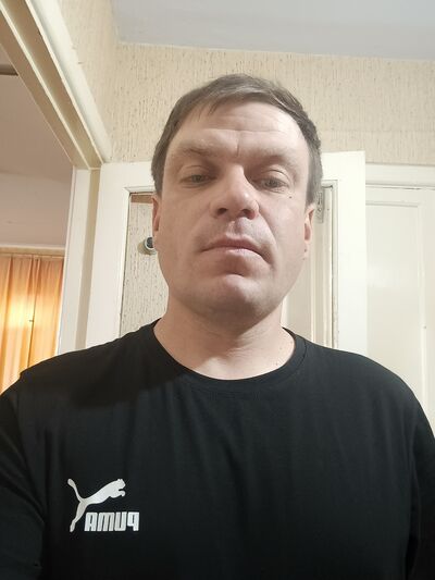  ,   Nikita, 39 ,   ,   