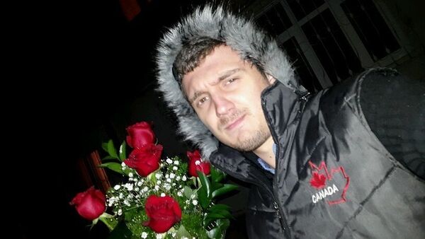 ,   KonstantiN, 35 ,   ,   , c 