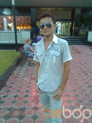  ,   Zufar, 35 ,   