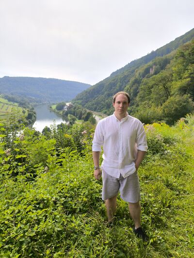  Stuttgart,   , 27 ,  