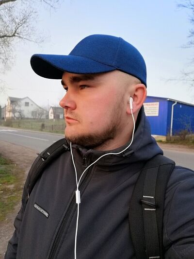  ,   Igor, 32 ,   ,   , c 
