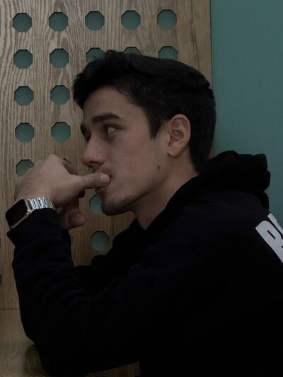  ,   Ruslan, 25 ,   ,   , c 